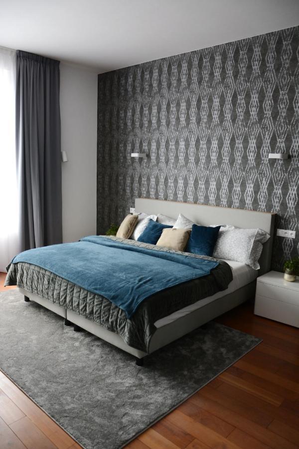 Premium Apartment Near Banska Bystrica Square With Two Big Bedrooms ภายนอก รูปภาพ