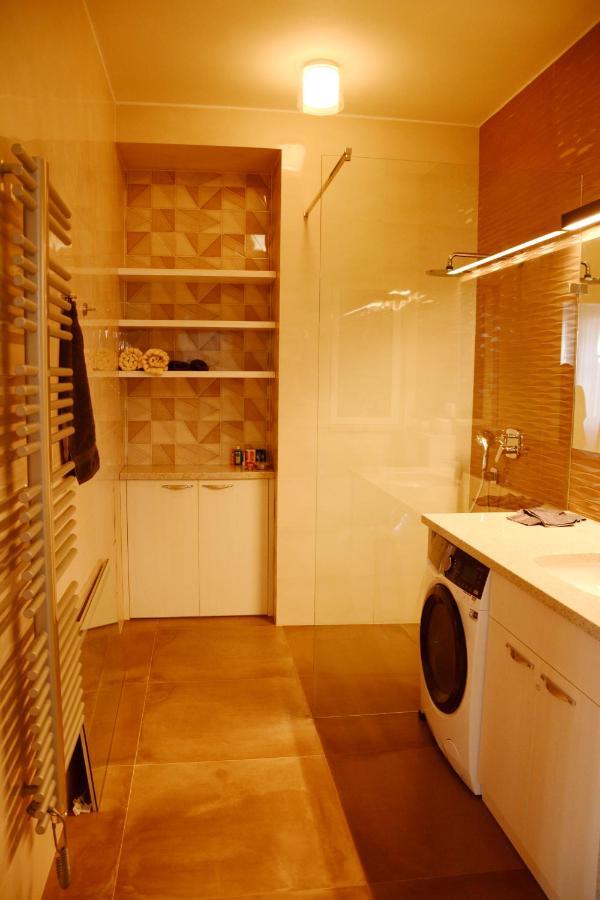 Premium Apartment Near Banska Bystrica Square With Two Big Bedrooms ภายนอก รูปภาพ