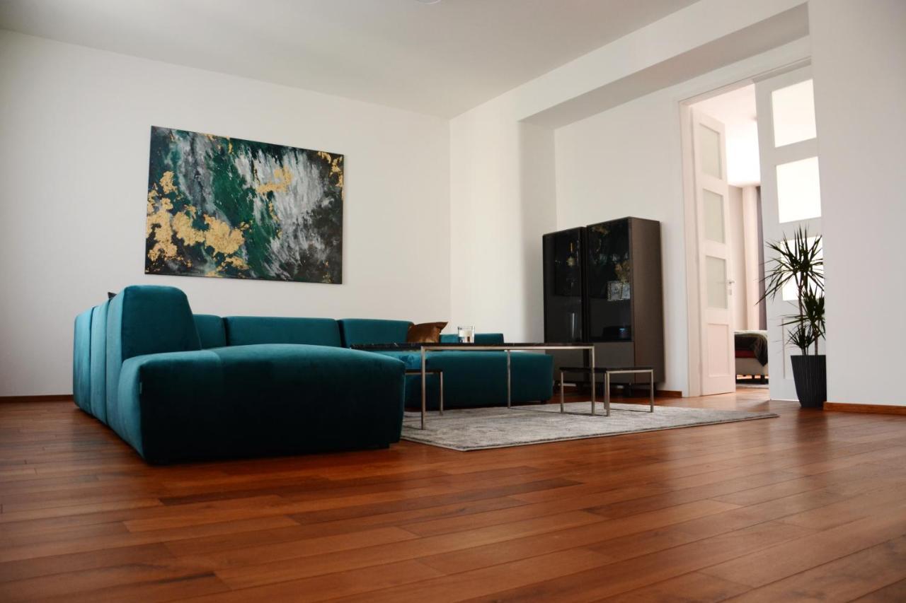 Premium Apartment Near Banska Bystrica Square With Two Big Bedrooms ภายนอก รูปภาพ